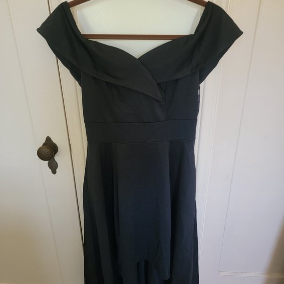Classic black dress size small new with tags - Picture 3 of 5
